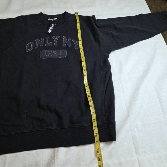 Only NY Charcoal Faded Black Crewneck Sweatshirt Size Small - Picture 4 of 8